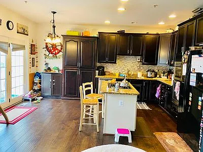 8221 Castanea Ln — Photo 6