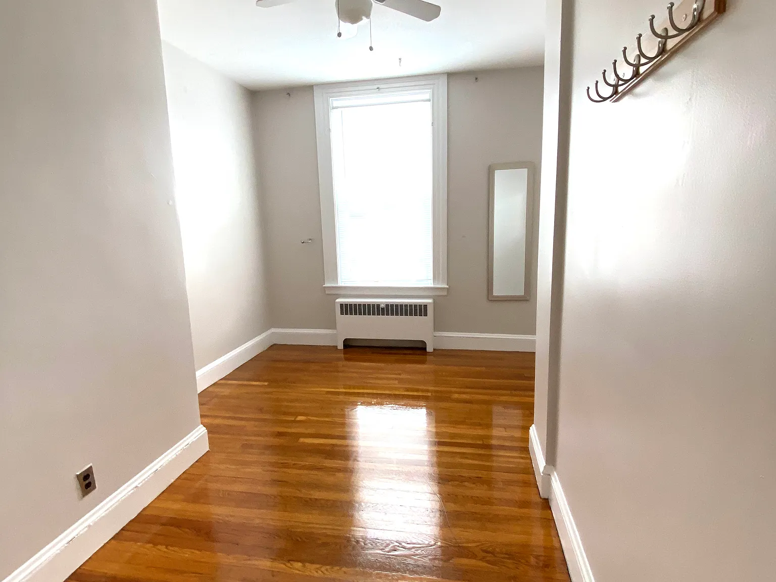 1 bed, 650 sqft, $1,785 — Photo 2