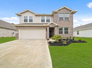 302 Little Spring Ct, Anahuac, TX 77514