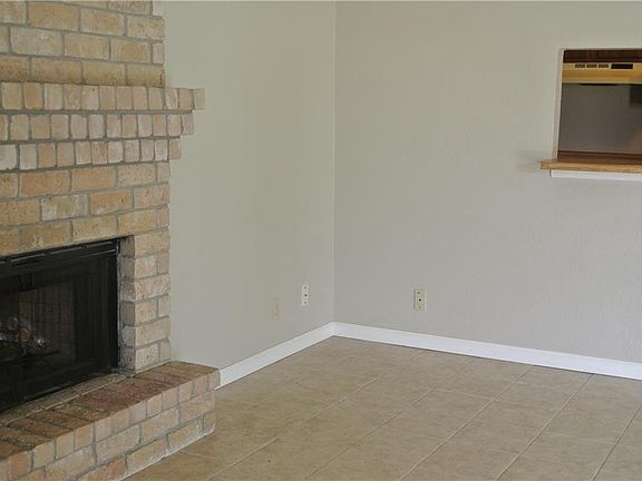 3rd image of 4917 Delwood St APT B7