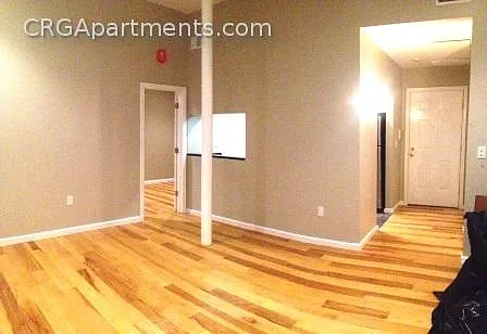 2 bed, 1.0 bath, $3,800 — Photo 2
