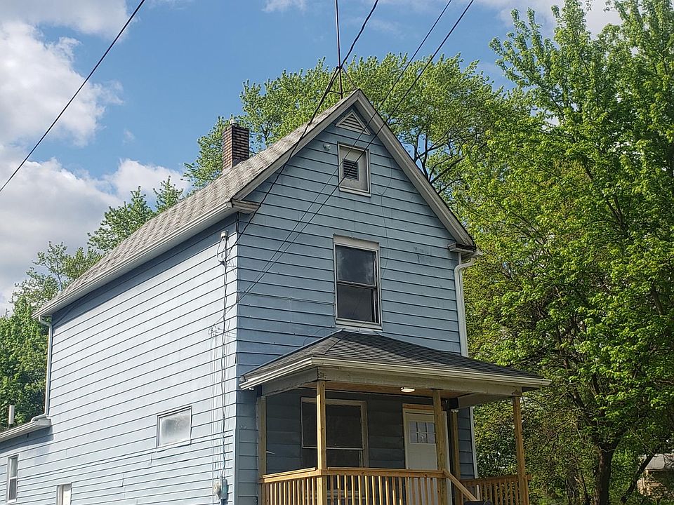 1st image of 250 Lafayette St