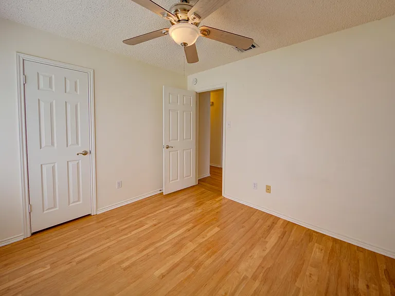 230 Cibolo Branch Dr — Photo 26
