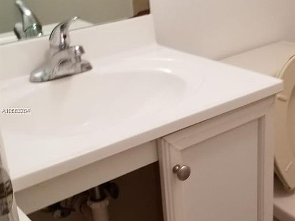 3rd image of 6930 Miami Gardens Dr APT 1-114