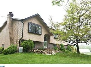 10 Michael Ln, Alburtis, PA 18011