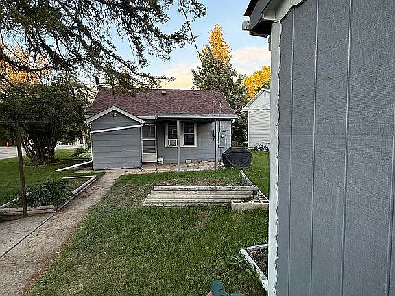 5th image of 1806 S Thurmond Ave