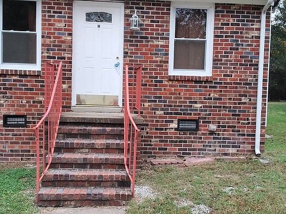 2nd image of 1105B Liberty Ave