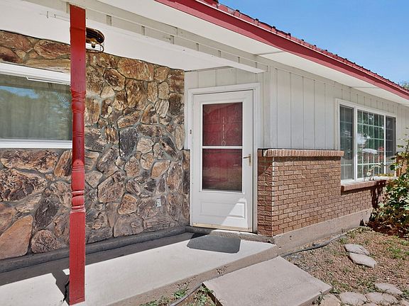 4th image of 1110 Ranchero Rd