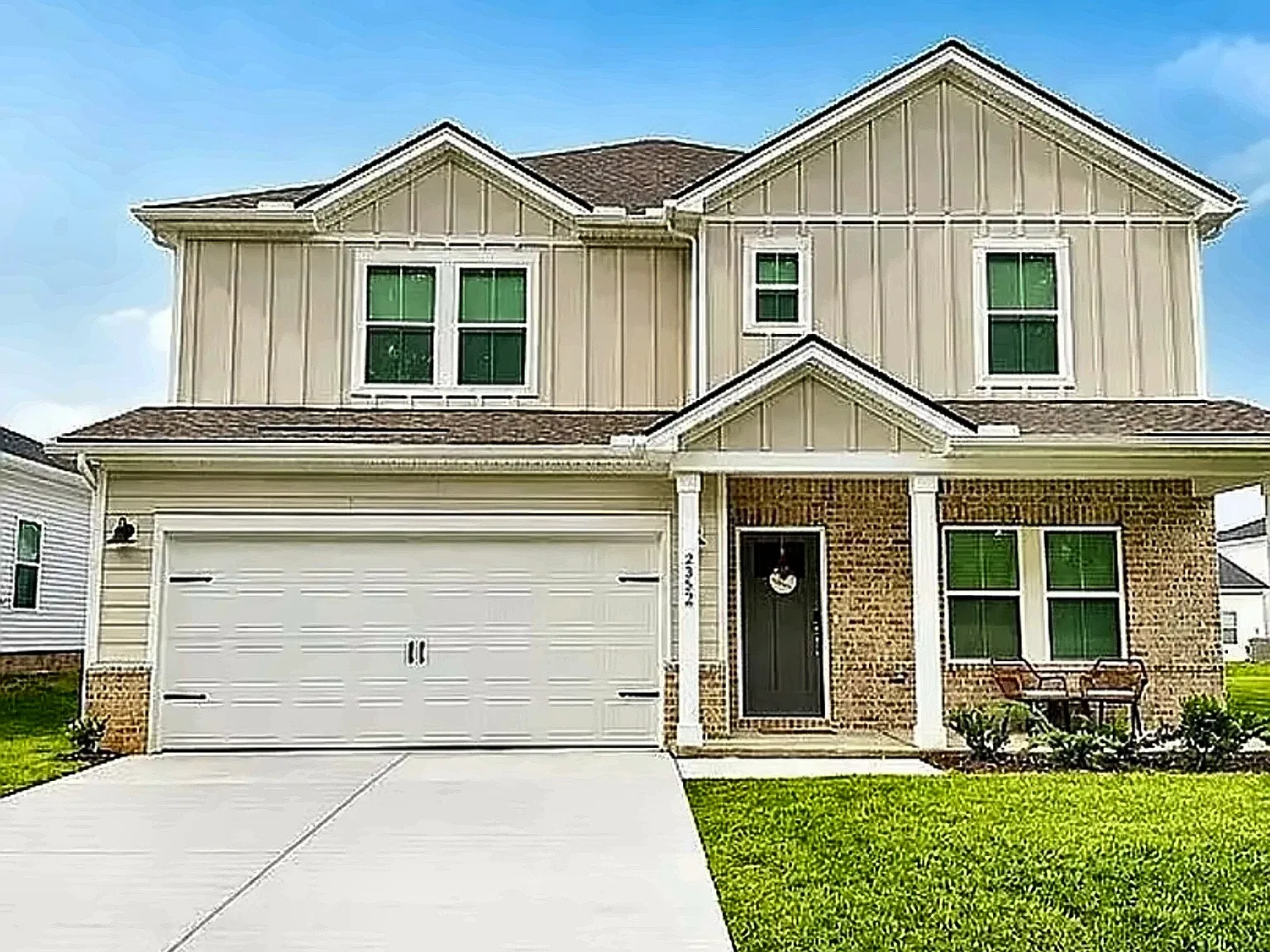 4 bed, 2768 sqft, $2,750 — Photo 1