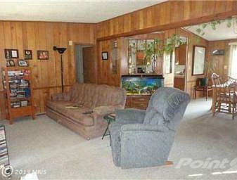 Herring Living Rm