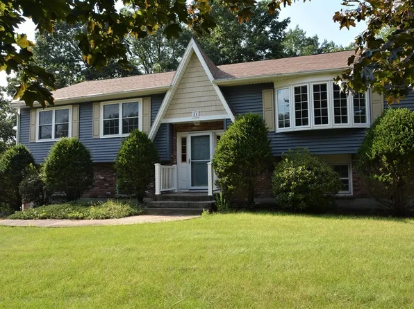 51 Nina Dr, Tewksbury, MA 01876