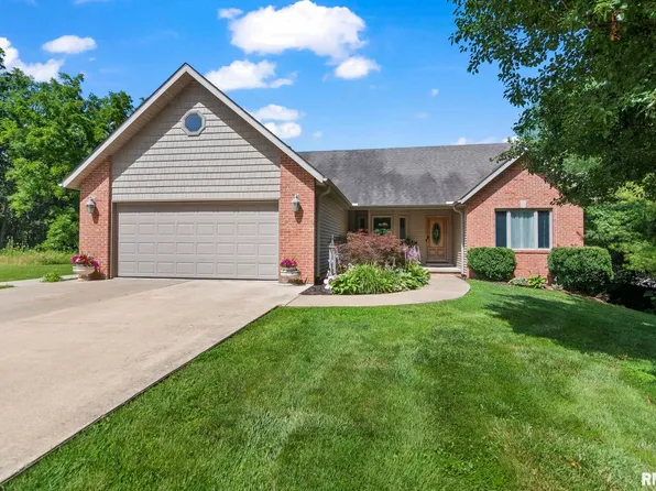 2450 Old Beardstown Rd, Springfield, IL 62702