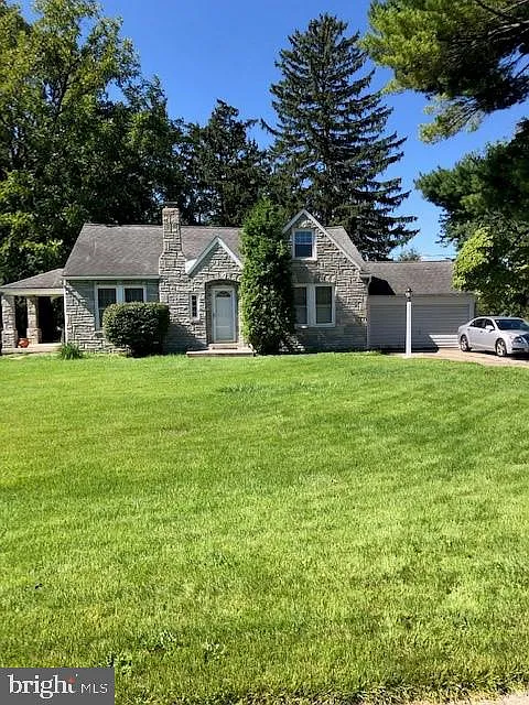 3408 Reading Crest Ave photo 1