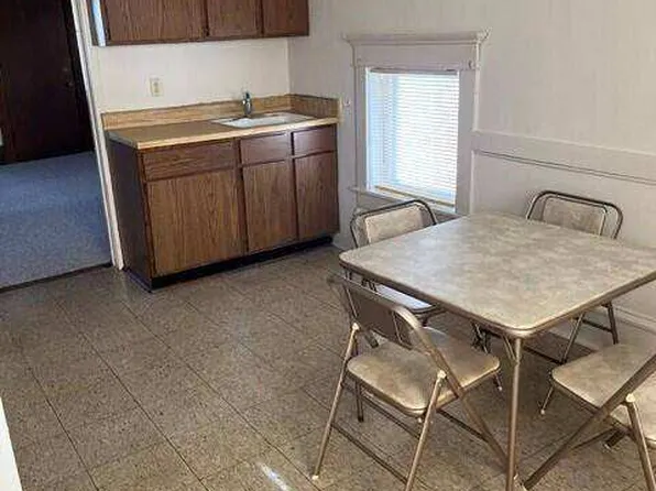N89W16329 Cleveland Ave #2, Menomonee Falls, WI 53051