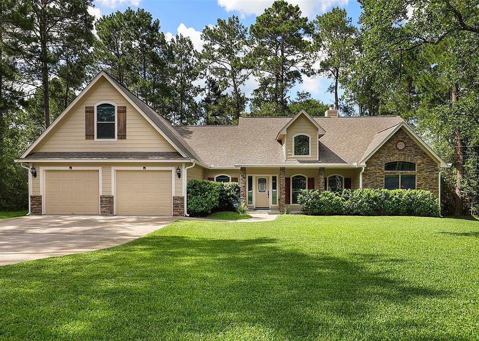 1st image of 22302 Lantana Dr