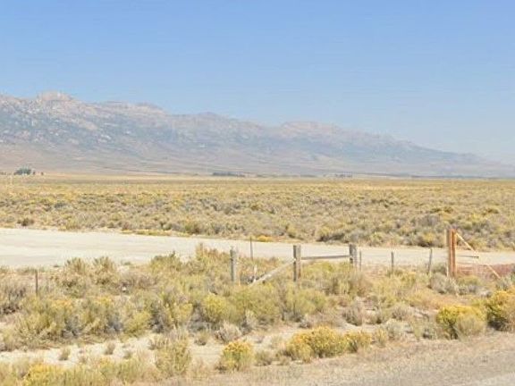 5th image of Clover Valley Rd