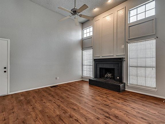 4th image of 7712 Doris Dr
