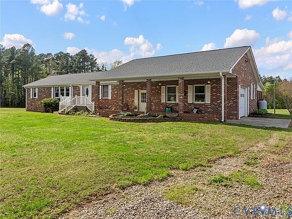 3rd image of 218 Deer Run Rd