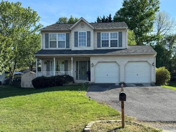 4626 Nevis Dr, Salem, VA 24153
