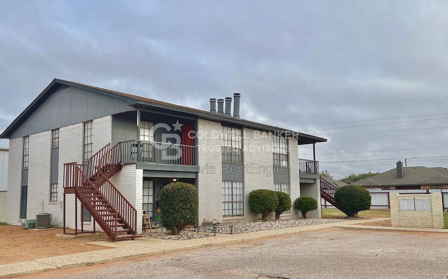 2 bed, 1.5 bath, 928 sqft, $1,155 — Photo 1