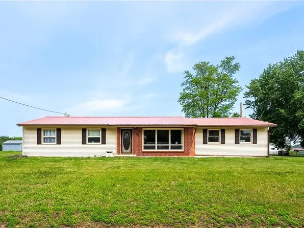 704 West Main Street, Mondovi, WI 54755