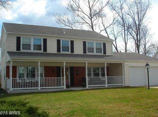 13107 Pennerview Ln, Fairfax, VA 22033