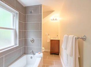 76 Springdale Ave, Saugus, MA 01906