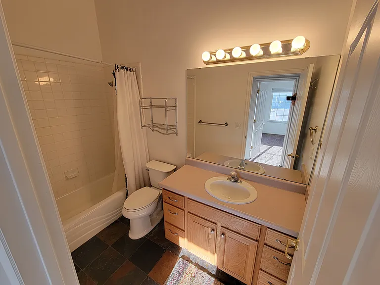 434 E Penney Ave — Photo 15