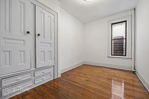 Rented by Garfield Realty  | media 6