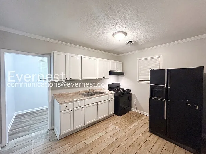 362 Hewlett Rd — Photo 5