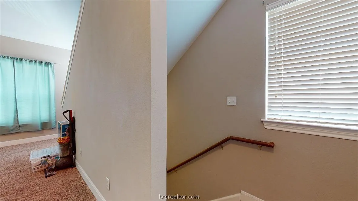 1 bed, 1.0 bath, 1600 sqft, $600 — Photo 4