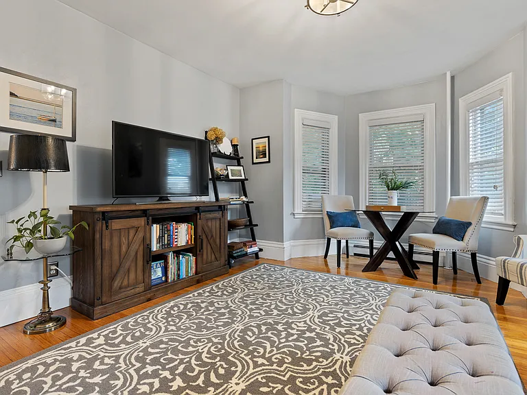 13 Saint James St #1 — Photo 14