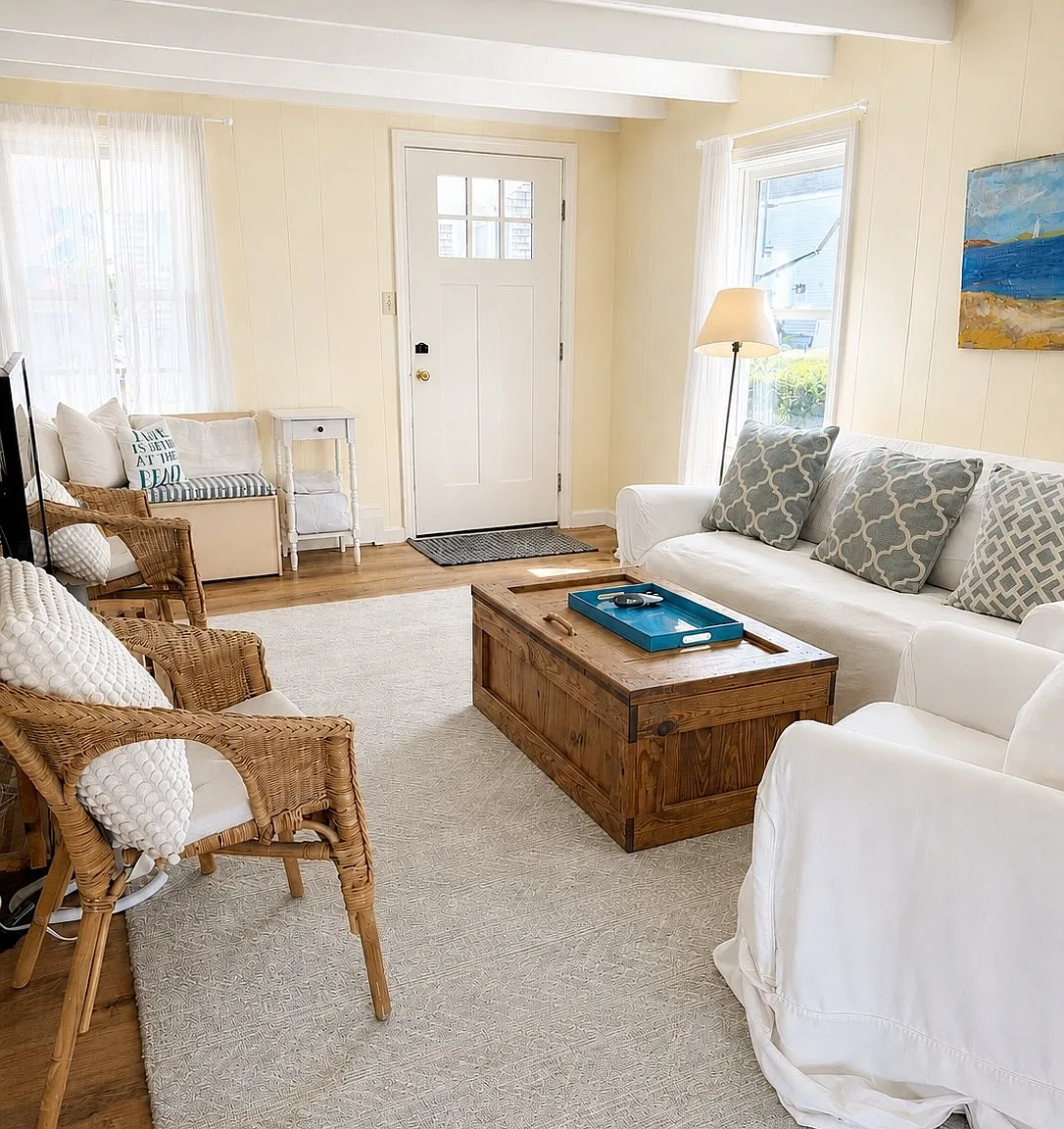 3 bed, 1.5 bath, 1309 sqft, $2,750 — Photo 3