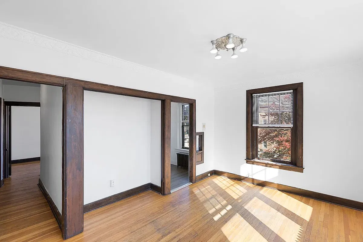 108 Washtenaw Apartments (Mrs. Havercamp LLC) — Photo 1