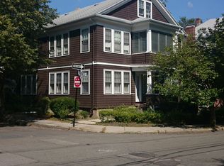 52 Chestnut St, Boston, MA 02108