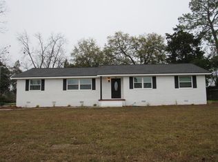 416 W Bay Ave, Doerun, GA 31744