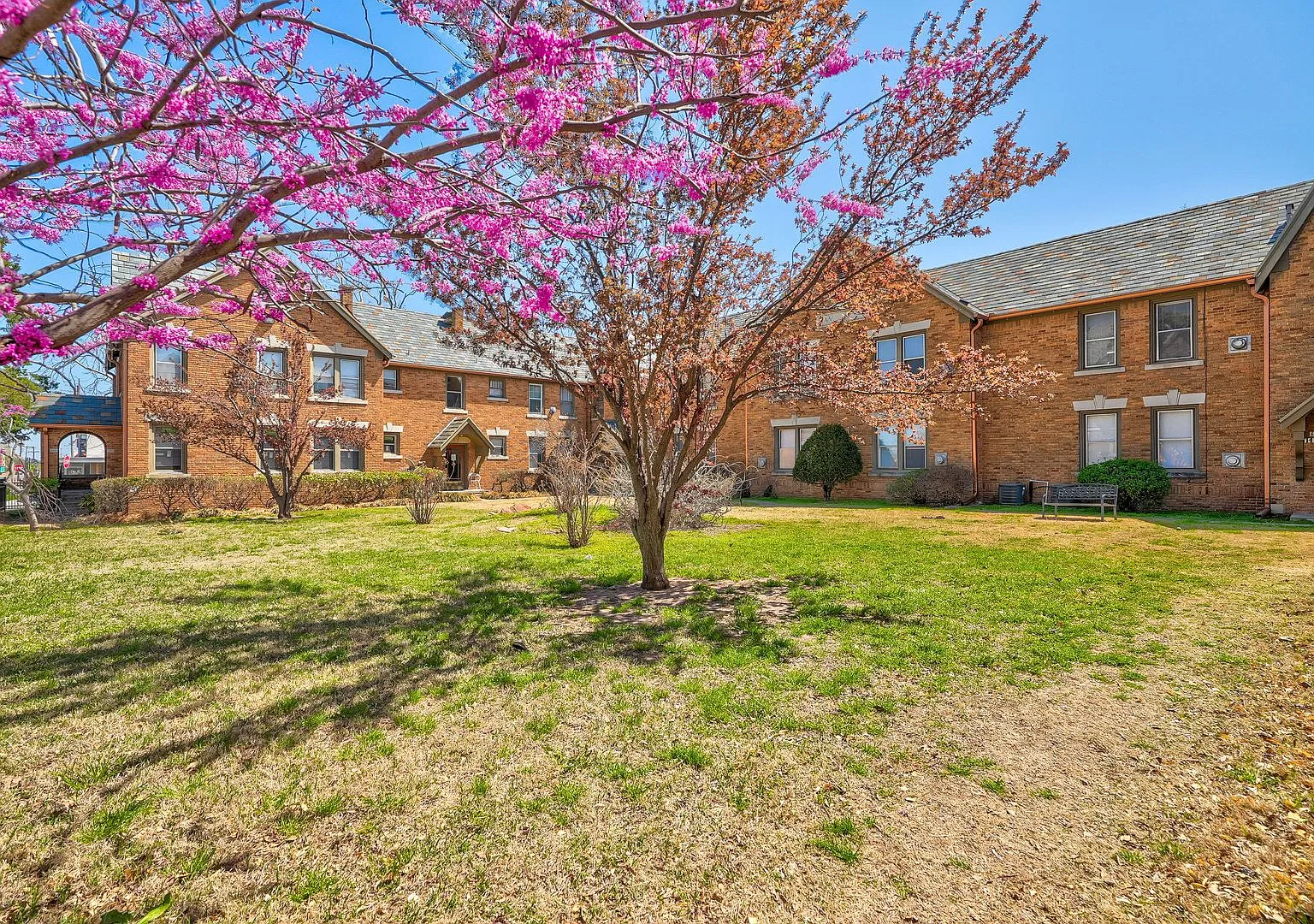1400 Nw 25th St. Nice Apartment Close To Downtown Okc — Photo 1