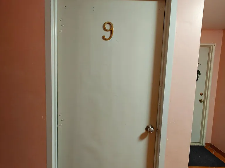 492 Kerr St #9 — Photo 4