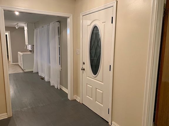 4th image of 2166 Norwood Blvd