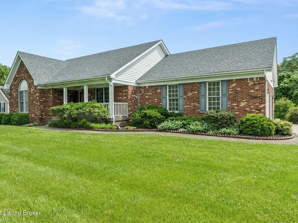 2434 Eastwood Cir, Crestwood, KY 40014