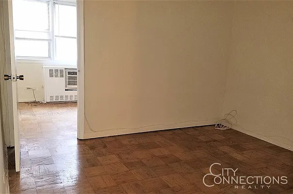 Rented by City Connections Realty | media 1