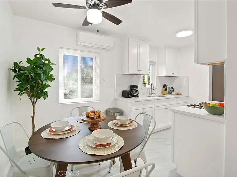 837 S Sierra Vista Ave #G — Photo 24