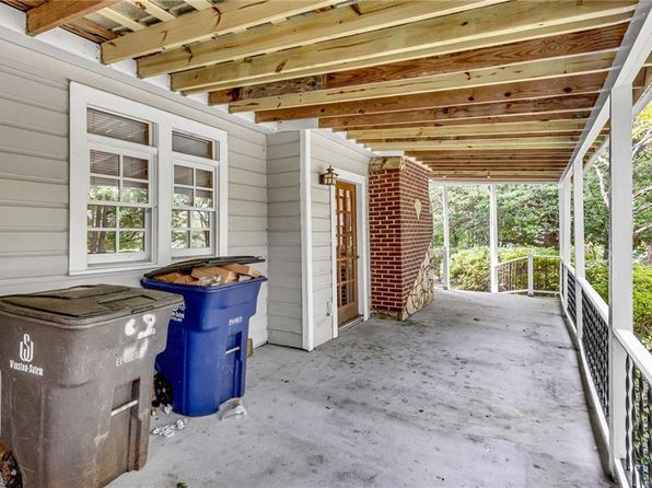 winston-salem-north-carolina-117618897 picture