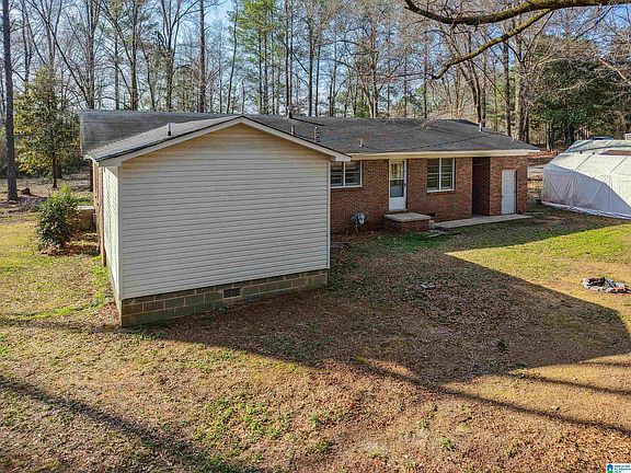 4th image of 180 Lauras Ln