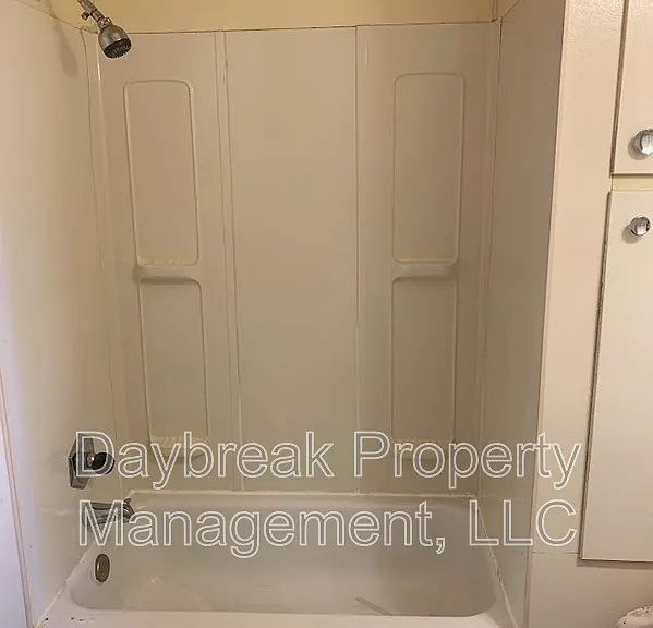 1121 2nd Ave S #1 — Photo 8