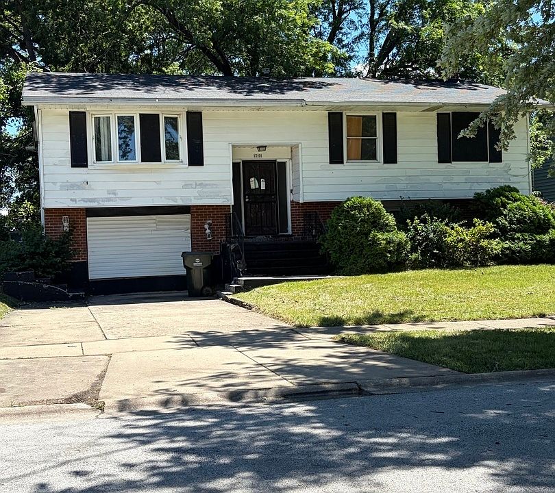 1st image of 17101 Locust Dr