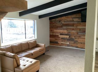 187 N School Rd, Midvale, ID 83645