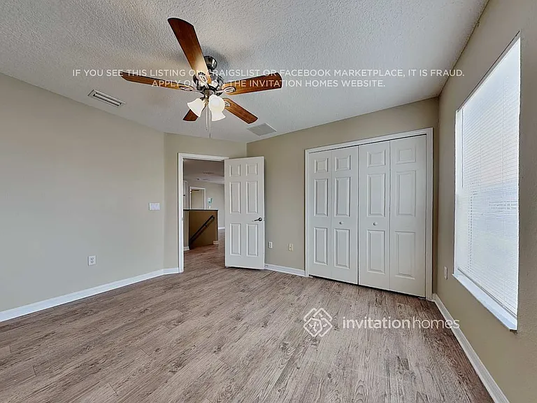 2458 Hamlet Cir — Photo 17