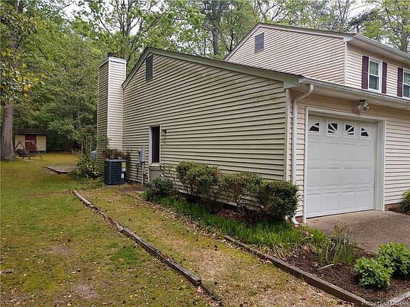 2nd image of 6645 Honeycutt Ln