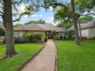 829 Kingston Dr, Mansfield, TX 76063